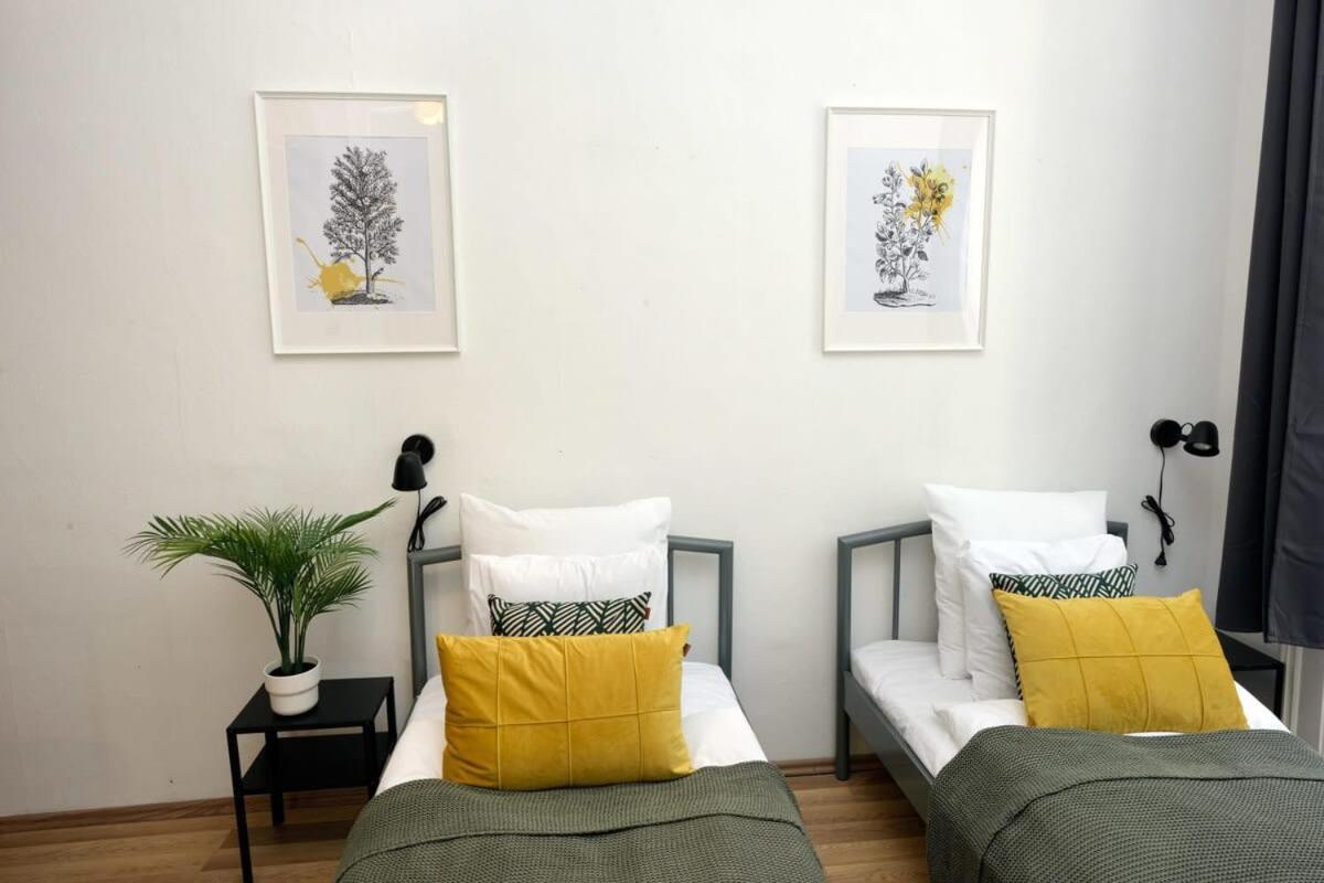 Spacious Basic In The Center Apartman *